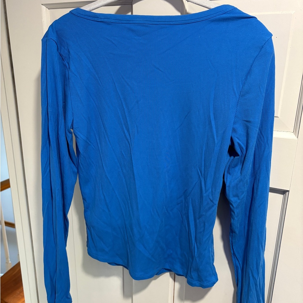 Athleta Vibrant Blue Long Sleeve Tee - Picture 4 of 5